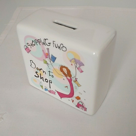 'Born To Shop' money box - Picture 3 of 6